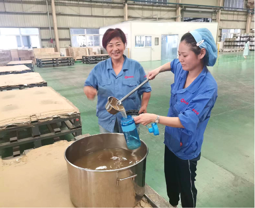 夏季送清涼，關(guān)愛沁人心