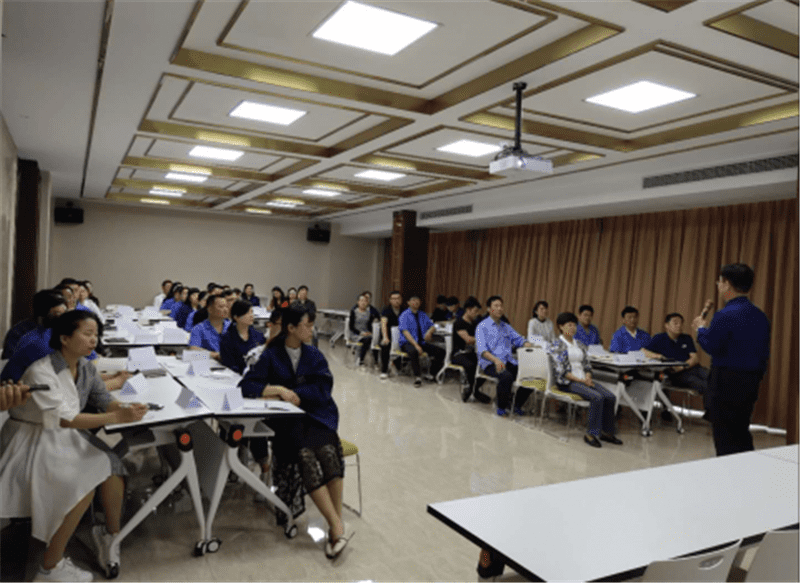 盛世新能源開(kāi)展企業(yè)員工培訓(xùn)活動(dòng)