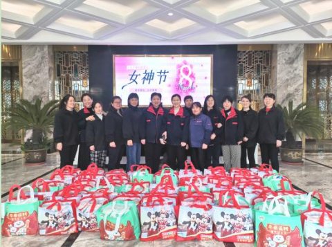 三八婦女節(jié)，盛世新能源為女職工發(fā)放暖心福利